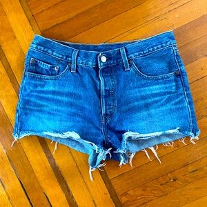 Levi’s 501 high waist denim cut off shorts